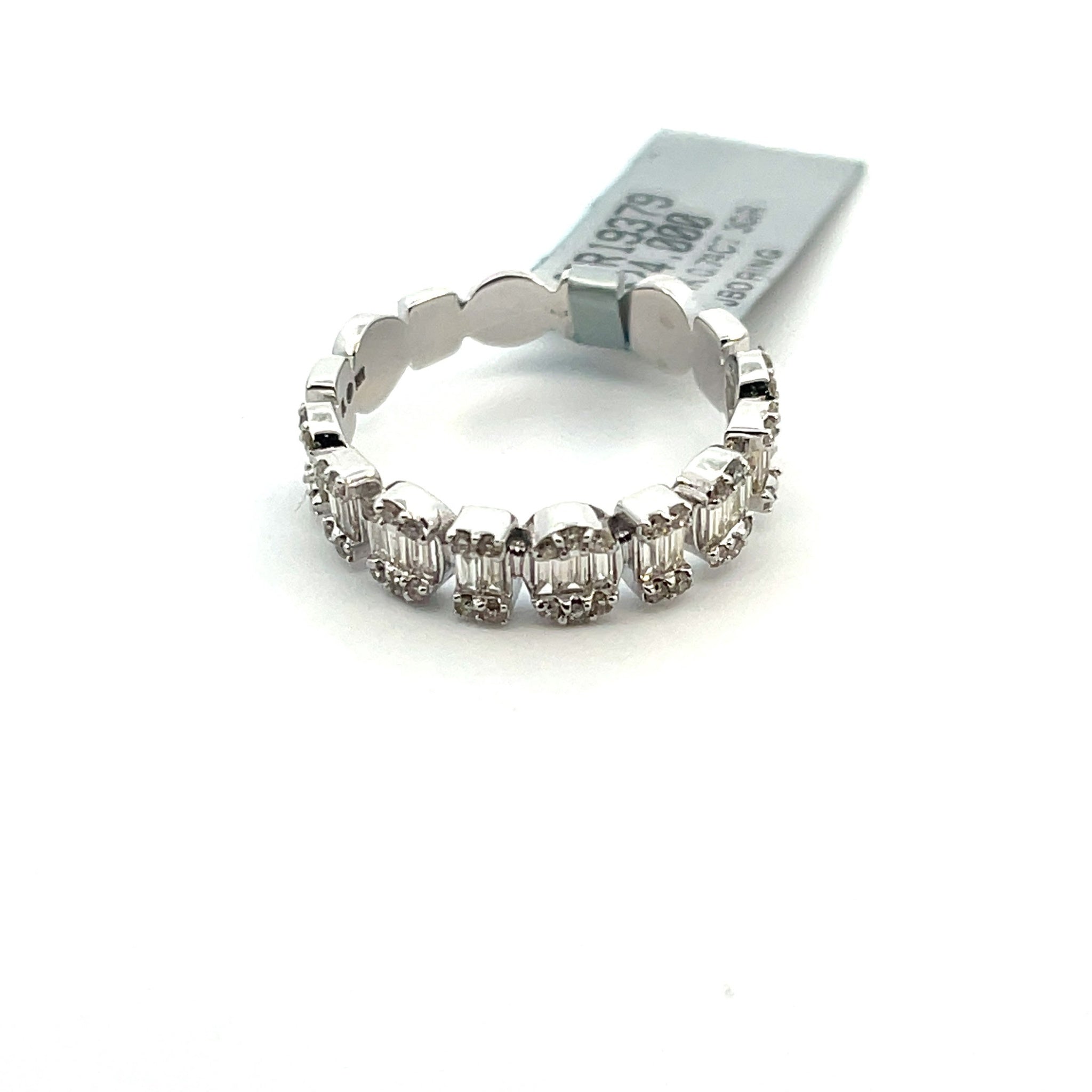 14K White Gold Cluster 0.74ctw Baguette Diamond Ring