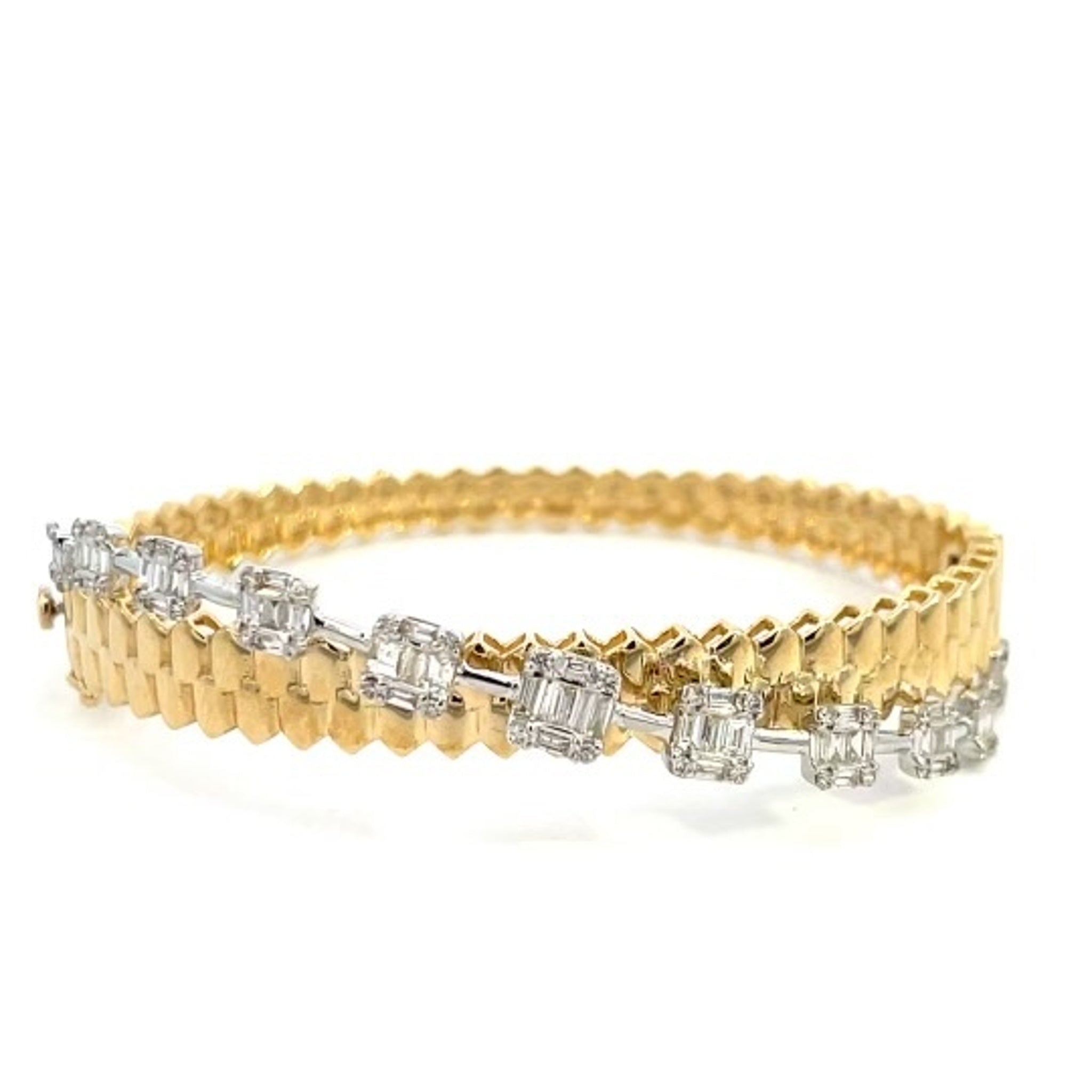 14K Yellow Gold Gold Ridges Over Cluster Diamond Bangle