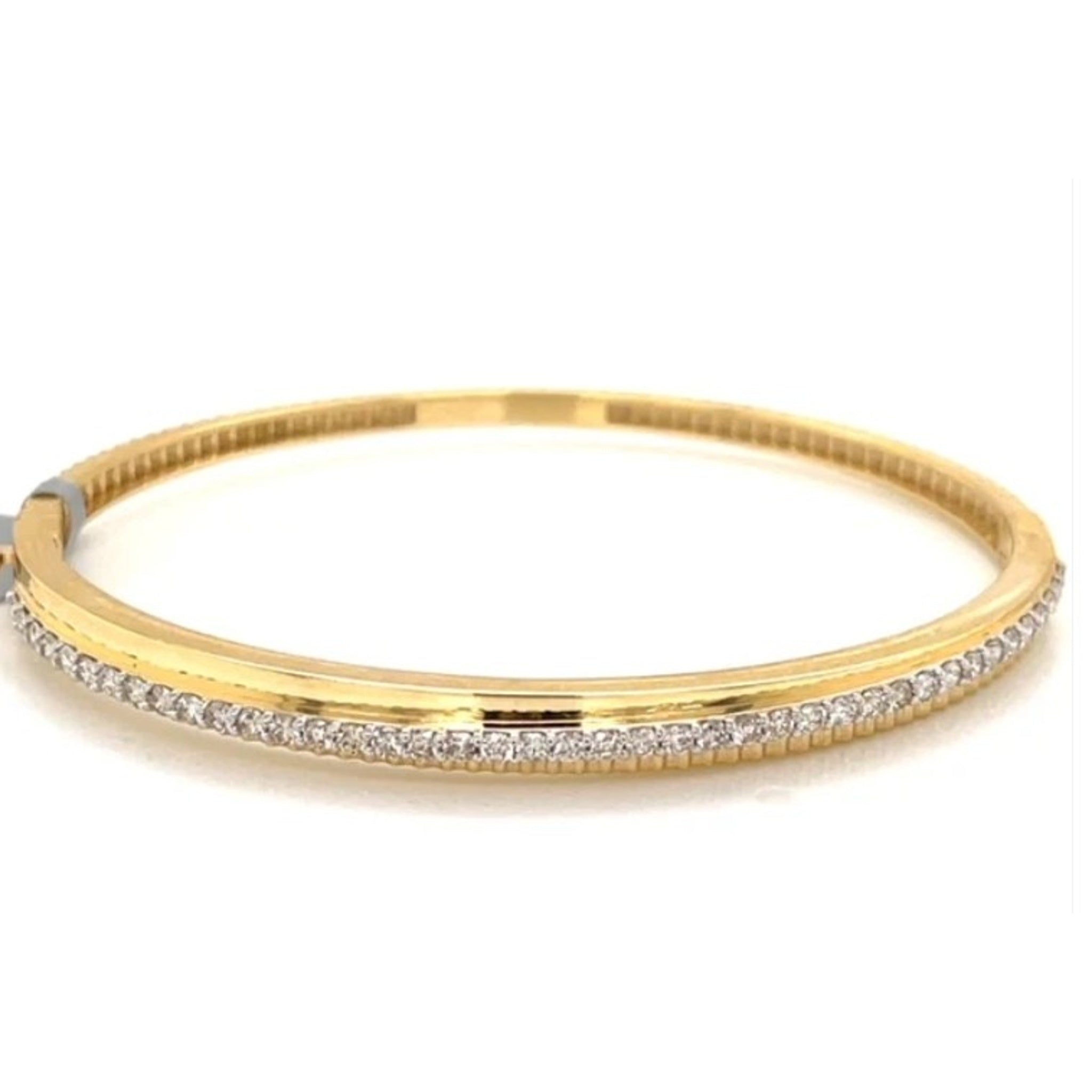 14K Yellow Gold Linear Diamond & Gold Ridges Bangle