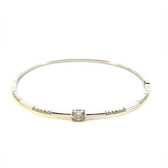 18k White Gold thin Bangle set