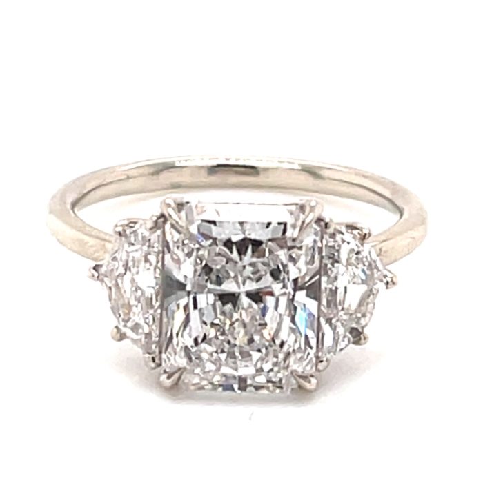 Beautiful Radiant Diamond Engagement Ring