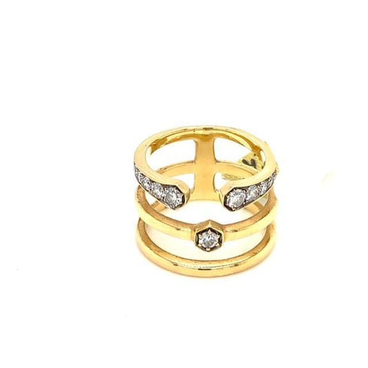 The ring you’ve been looking for to complete your stacking!