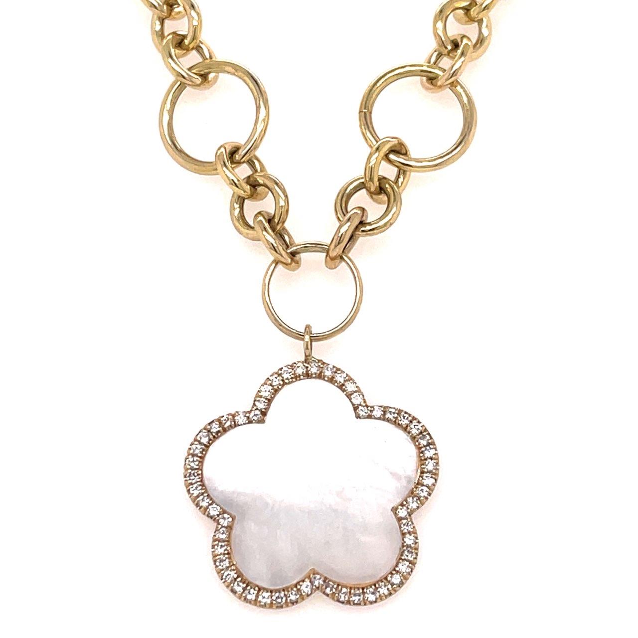 CIRCLE CHAIN NECKLACE WITH MOTHER OF PEARL FLOWER 55D/.44CT 14KYG