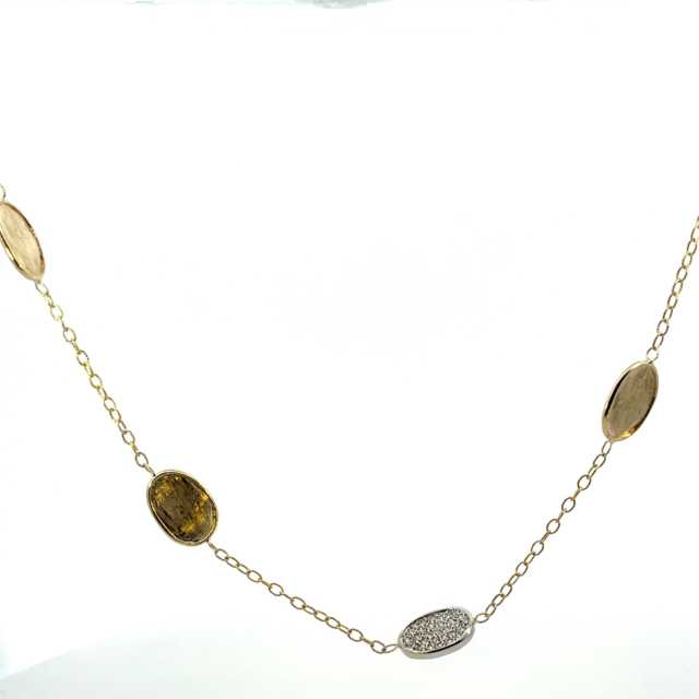 Hanging oval necklace